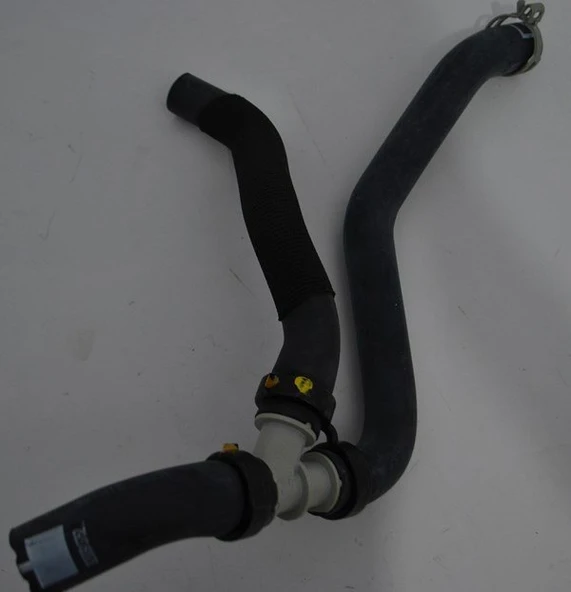 Dacia Sandero Kalorifer Radyatör Hortumu (2008-2012) 8200913752 1.5 DCI ürün görseli 1
