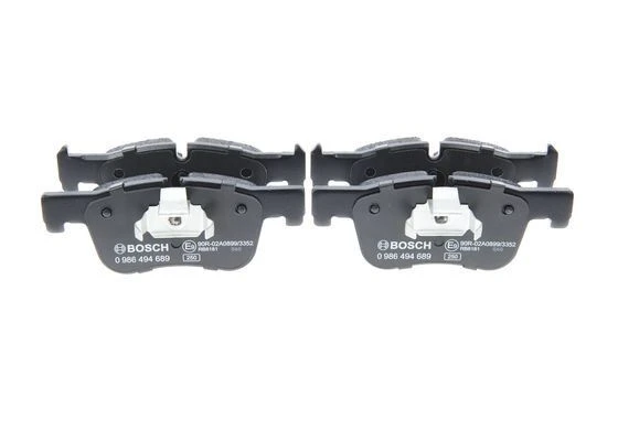 Bosch Ön Fren Balatası BMW F20-F21-F30-F31-F32-F33-F34-F36-F80-F82-F83-G20-G21-G28-G80-G81 ürün görseli 1