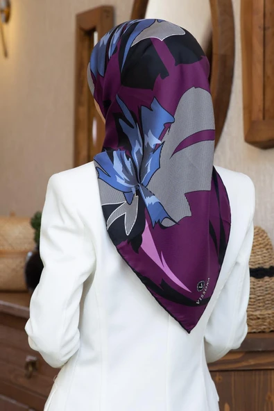 %100 Twill İpek Çiçek Desenli Mürdüm - Siyah Renkli 90x90 Eşarp Dikim Şekli : El Dikişi ürün görseli 1