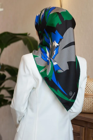 %100 Twill İpek Çiçek Desenli Siyah - Zümrüt Yeşili Renkli 90x90 Eşarp Dikim Şekli : El Dikişi ürün görseli 1