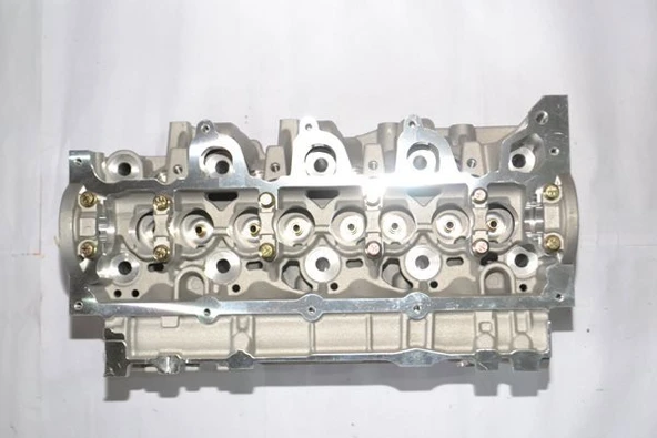 Renault Laguna Silindir Kapağı (2008-2012) 110412740R RN01AM1007 1.5 DCI ürün görseli 1