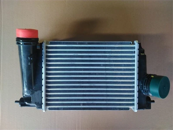 BRAZİNG TURBO RADYATÖRÜ (INTERCOOLER) RENAULT MEGANE IV 1.5 DCİ 2015/KADJAR ürün görseli 1