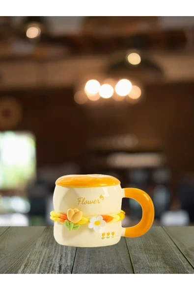 Dörtel Tedarik Tatlı Çiçekli Kahve Fincanı 380 ml Kapaklı ve Kaşıklı Seramik Kupa ürün görseli 1