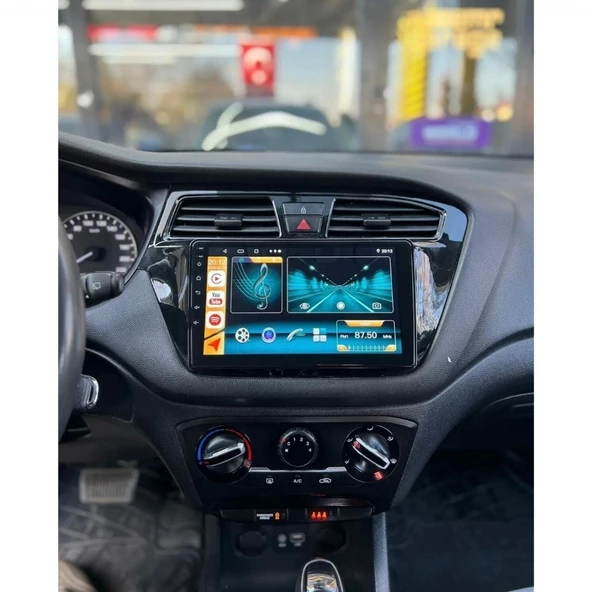 HYUNDAİ İ20 2012-2015 ANDROİD 13 MULTİMEDYA CARPLAY 4GB RAM 64GB HD NAVİGASYONLU ürün görseli 1
