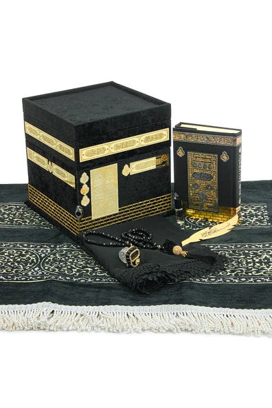 Hediyelik Kuran-ı Kerim, Eşarp, Tesbih ve Seccade Kabe Maketi Seti Siyah ürün görseli 1
