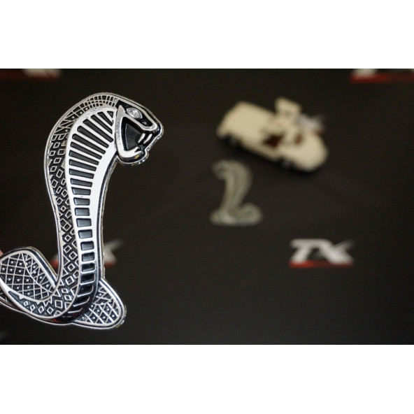 DK Tuning Mustang Shelby Kobra Çamurluk Metal Logo Ford İle Uyumlu ürün görseli 1