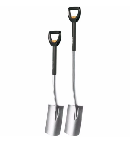 Fiskars 131310 Teleskopik Bahçe Küreği Düz Uçlu - 1000620 ürün görseli 1