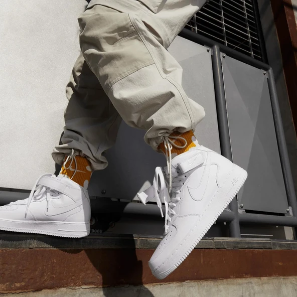 Nike Air Force 1 Mid '07 CW2289-111 Spor Ayakkabı ürün görseli 1