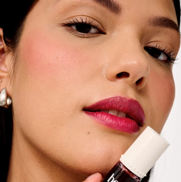 Benefit Cosmetics Benetint - Likit Allık Ve Ruj Dark Raspberry - Resim 2
