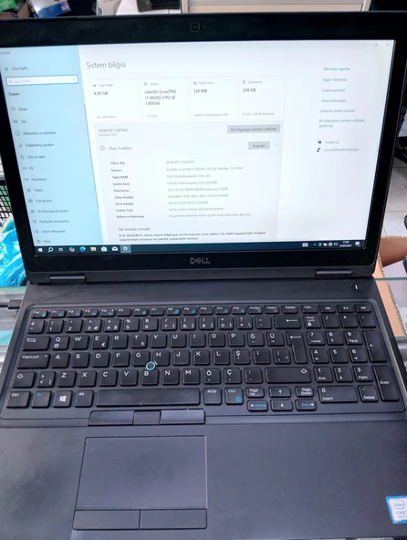 DELL 5590 İ7 8650U 8 GB 256 GB ürün görseli 1