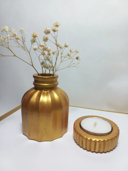 İnce Çizgili Vazo -  Modern & Minimal Dekoratif Obje, Salon ve Ofis Çiçeklik, Antiquity Gold ürün görseli 1