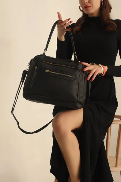 FHD BAGS Kadın Siyah Çok Gözlü Deri Görünümlü Çapraz Askılı Omuz Çantası ürün görseli 1