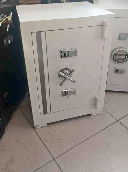 TMC ÇELİK KASA MODEL 32 ürün görseli 1