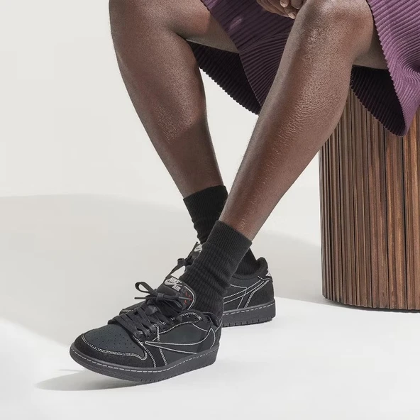 PTTAVM: Nike Air Jordan 1 Low Travis Scott Black Phantom DM7866