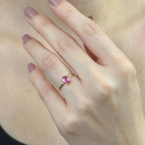 14 Ayar Altın Pembe Taşlı Yüzük – Modern Oval Taş ürün görseli 1