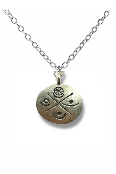 Atiye – Göbeklitepe Sembol Figürlü Kolye – Gümüş Renk Zamak Metal Spiritüel Unisex Takı ürün görseli 1