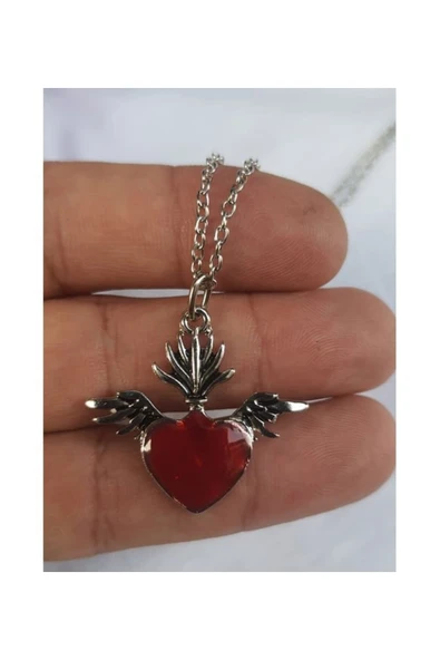 Kırmızı Uçan Kalp Gotik kolye ürün görseli 1