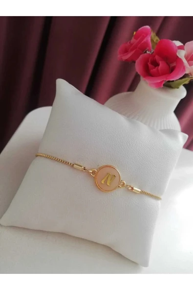 Altın Sedef Ayarlanabilir Kadın Gold Asansörlü N Harf Bileklik ürün görseli 1