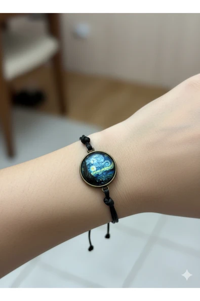 Van Gogh “The Starry Night” Siyah İpli Bileklik – Unisex Sanat Temalı Ayarlanabilir Tasarım ürün görseli 1