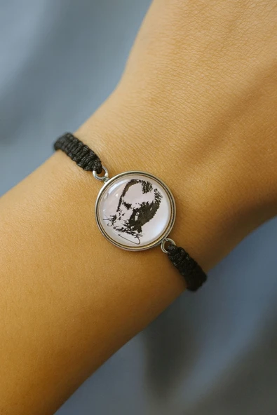 Mustafa Kemal Atatürk İmzalı Ayarlanabilir Unisex Bileklik – Anlamlı, Zarif ve Özgün Tasarım ürün görseli 1