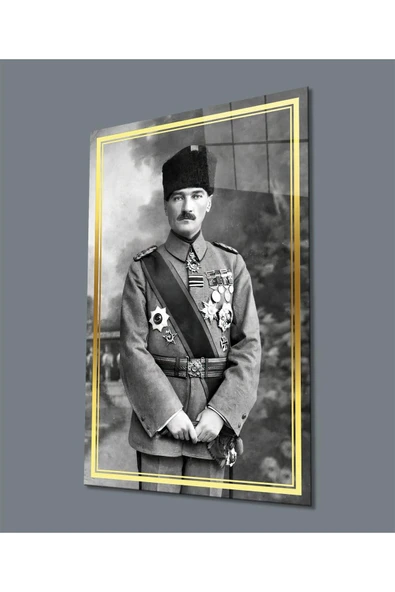 Atatürk Üniformalı Siyah Beyaz Cam Tablo Hediyelik Büyük Tablo Ev Ofis Dekoru ürün görseli 1