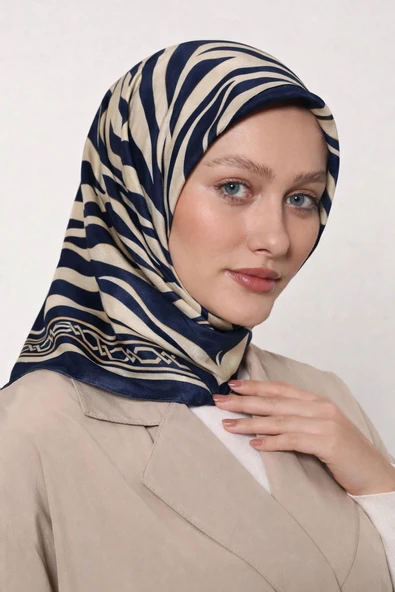 Kristal Eşarp - 06102 ürün görseli 1