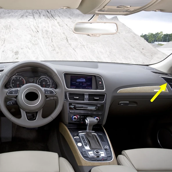 Audi Q5 2013-2016 Ön Torpido Sağ Havalandırma Izgarası 8R1820902G ürün görseli 1