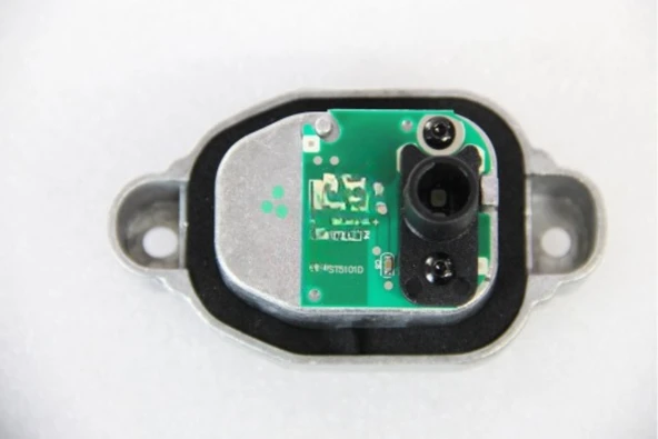 BTAP BMW F30LCI FAR MODÜLÜ 3PİN 63117419610 ürün görseli 1