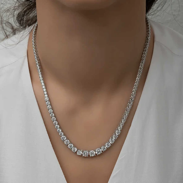Harem Altın Gümüş Süzme Beyaz Taşlı Su Yolu Kadın Kolye ürün görseli 1
