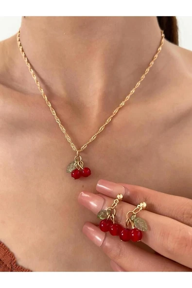 C&On Design Kirazlı Altın Renk Kolye Ve Küpe Seti ürün görseli 1