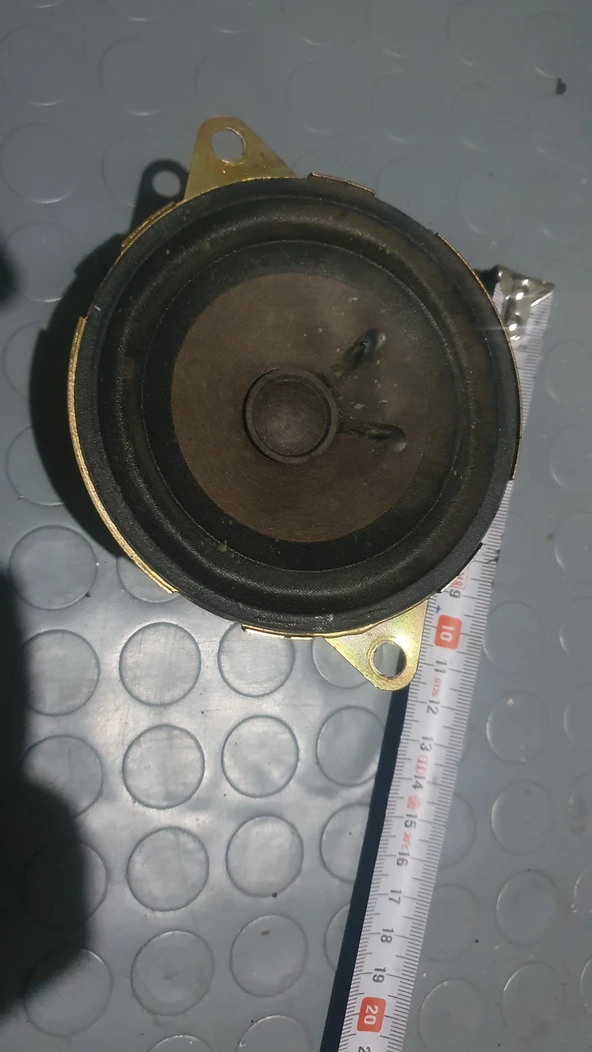 Arac hoparlör 4 ohm 50 watt 10 cm 1 adet plastik arkalikli - Resim 4