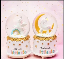 Unicorn Kar Küresi Orta Boy ürün görseli 1