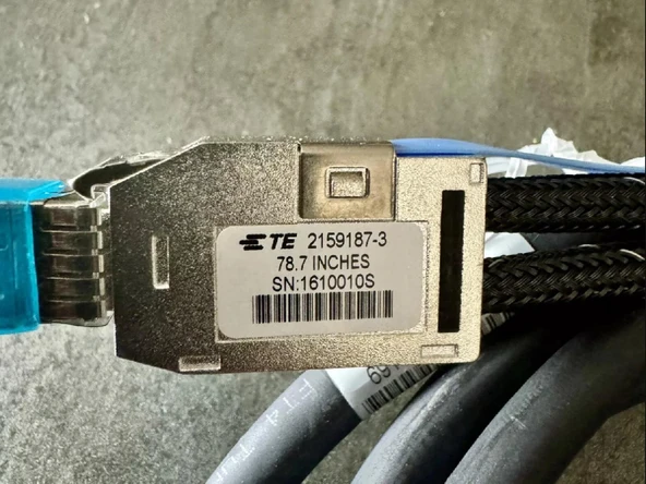 HP Mini-SAS high density to mini-SAS External Cable 2m / 78.7" - 2159187-3 HP LTO ürün görseli 1