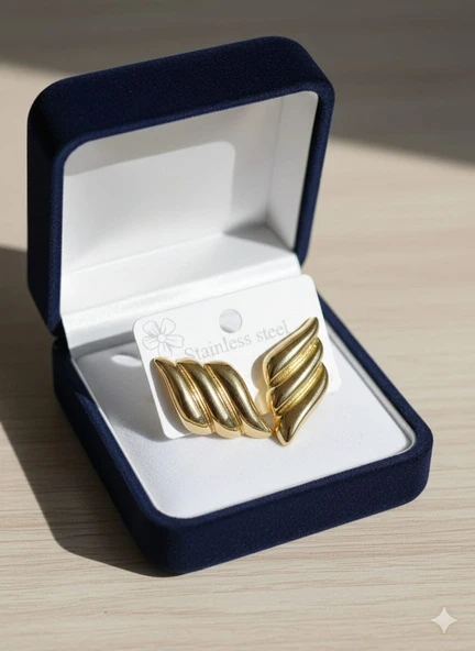 Akfecan Çelik Gold Baklava Model Küpe - Resim 3