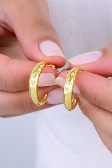 Gümüş altın yaldızlı zirkon taşlı ay ve yıldız desenli halka küpe SGTL12993GOLD ürün görseli 1
