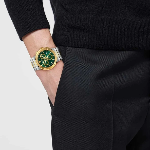 Versace VRSCVEKMA0425 Erkek Kol Saati - Resim 5