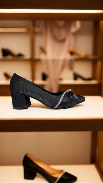 Kadın Topuklu Ayakkabı - Siyah Stiletto, Ofis Stilini Tamamlayan Klasik Model ürün görseli 1