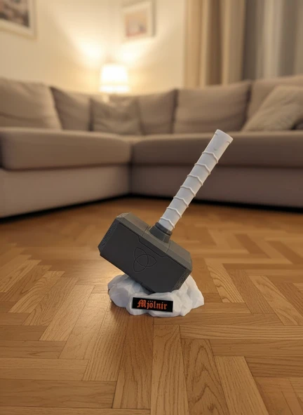 Thor’un Çekici Dekoratif Süs Güçlü ve İkonik Tasarım 20x34 cm MİR17015492 ürün görseli 1
