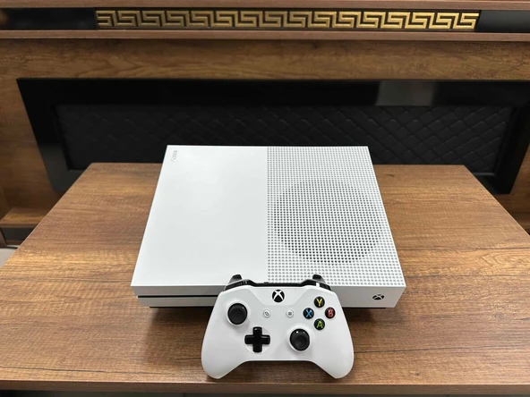 Microsoft Xbox One S 1 TB CD'li Tek Kol (İKİNCİ EL) - Resim 2