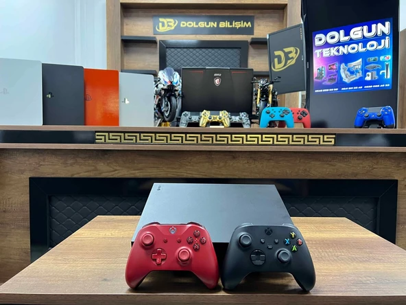 Microsoft Xbox One X 1 TB Çift Kol (İKİNCİ EL) ürün görseli 1