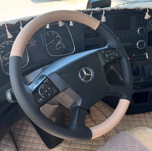 DİKİŞLİ DİREKSİYON KILIFI BEJ DERİ NOKTALI DERİ BEJ DİKİŞ MERCEDES TIR KAMYON YENİLER ürün görseli 1