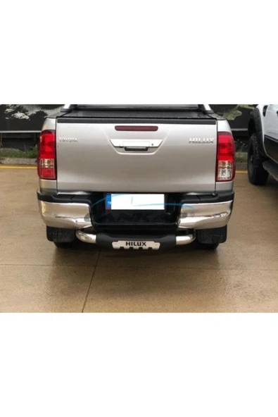 ROAL TUNİNGToyota Hilux (2015+) "Hilux" Yazılı Arka Tampon Koruma Demiri - Paslanmaz Krom ürün görseli 1