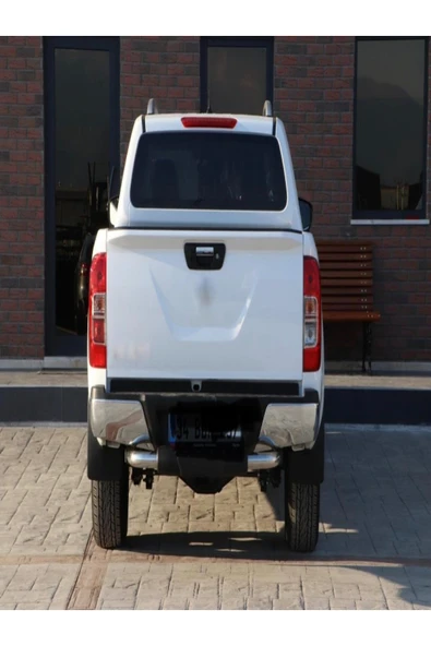 ROAL TUNİNGNissan Navara Uyumlu Paslanmaz Krom Arka Tampon Koruma Demiri Darbe Emici Muhafaza (Tüm Modeller) ürün görseli 1