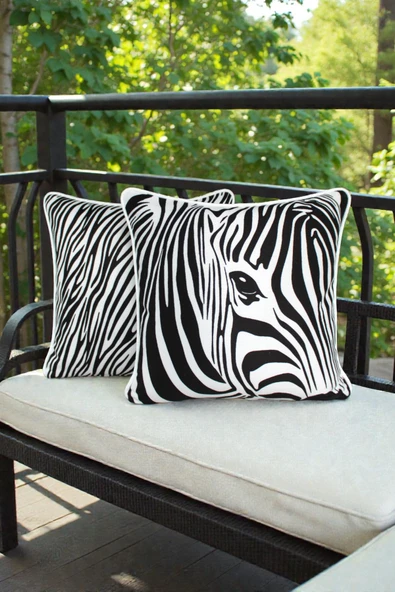 Kırlent Kılıfı 2'li Zebra Desenli 45x45 Raşel Örme Kadife Çift Taraflı Dijital Baskı Beyaz Biyeli ürün görseli 1