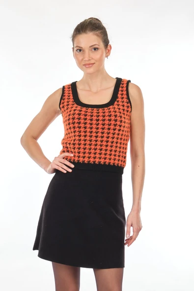Lal Kadın Crop Triko Yelek - Minimalist Vintage Stil - Oversize ürün görseli 1