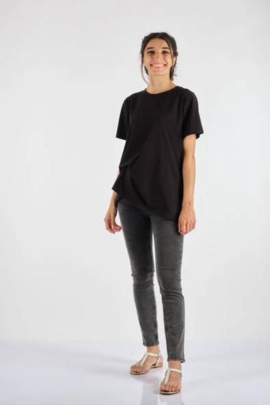 Garmenty Oversize Minimalist Kadın T-Shirt - Kısa Kol, Yuvarlak Yaka ürün görseli 1