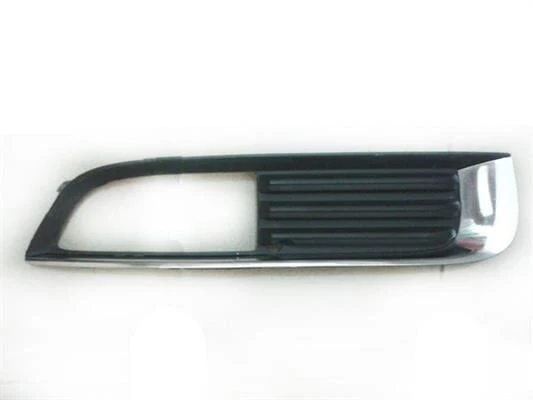 Opel İnsignia Sağ Taraf Sis Kapağı Kromlu 2009-2010 ürün görseli 1