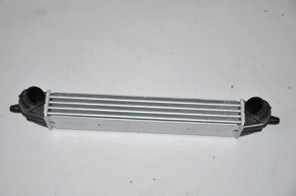 FİAT DOBLO 1.3 1.9 JTD TURBO İNTERCOOLER RADYATÖRÜ    46849068 ürün görseli 1
