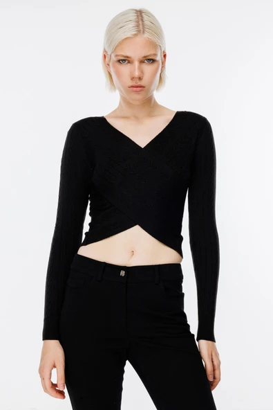 On Kadın Oversize V Yaka Crop Kazak - Uzun Kol ürün görseli 1