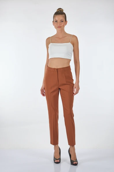 Seleste Minimalist Yüksek Bel 7/8 Kadın Pantolon - Modern Kesim, Günlük & İş ürün görseli 1